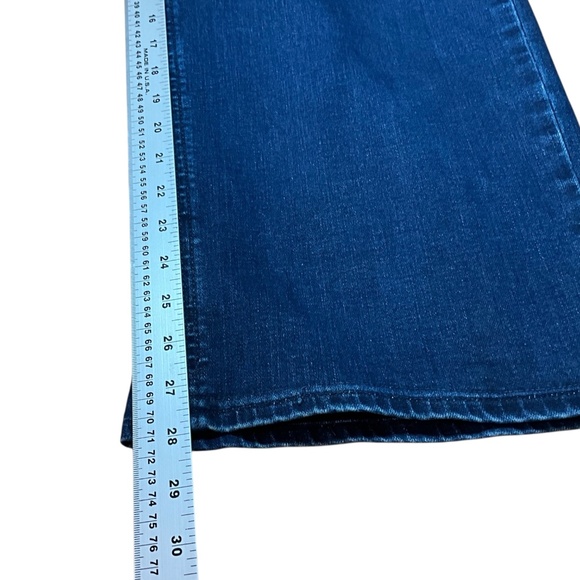 OLD NAVY Cotton Blend High Rise Weekender Wide Leg Dark Wash Pull On Jeans Sz 12 - Picture 6 of 9